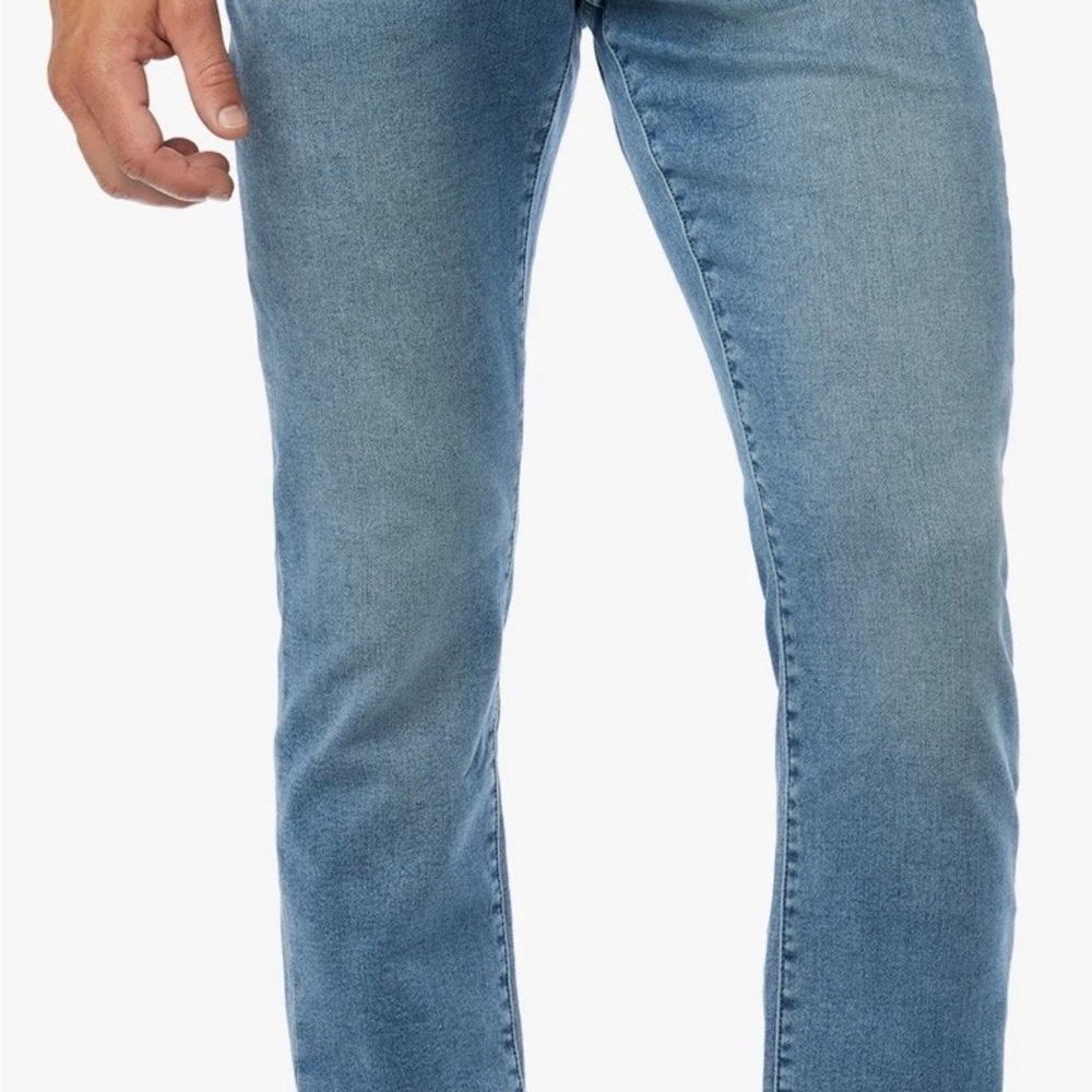 JJ2  Joe's Jeans Asher Light Blue Slim Fit Denim